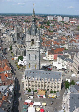 Vista desde la torre de la Catedral de San Bavón (Gante, Bélgica).