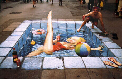 Dibujo simulando una mujer bañándose en una piscina.