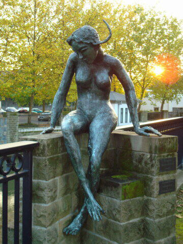 Escultura de Wilfried Koch.